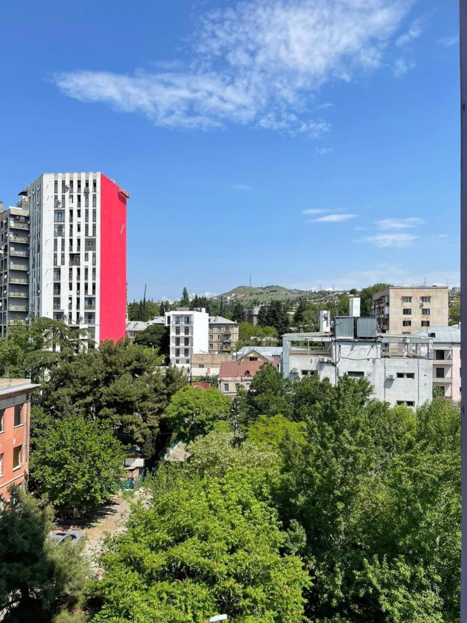 Tbilisi Hilton Apartment Экстерьер фото