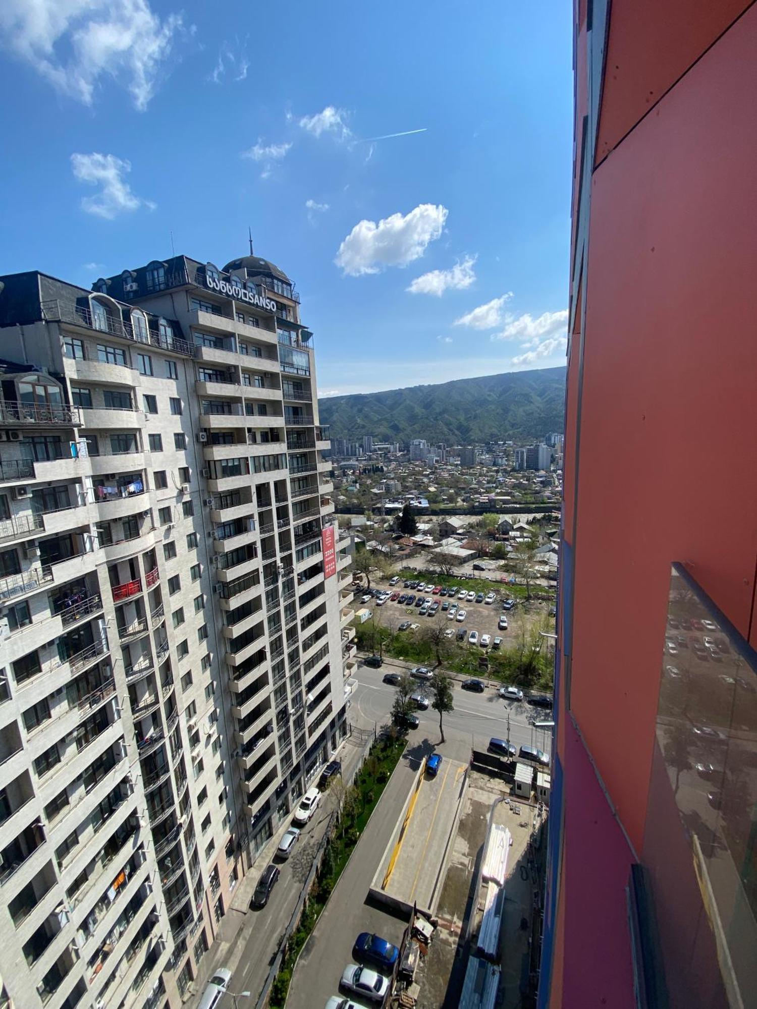 Tbilisi Hilton Apartment Экстерьер фото