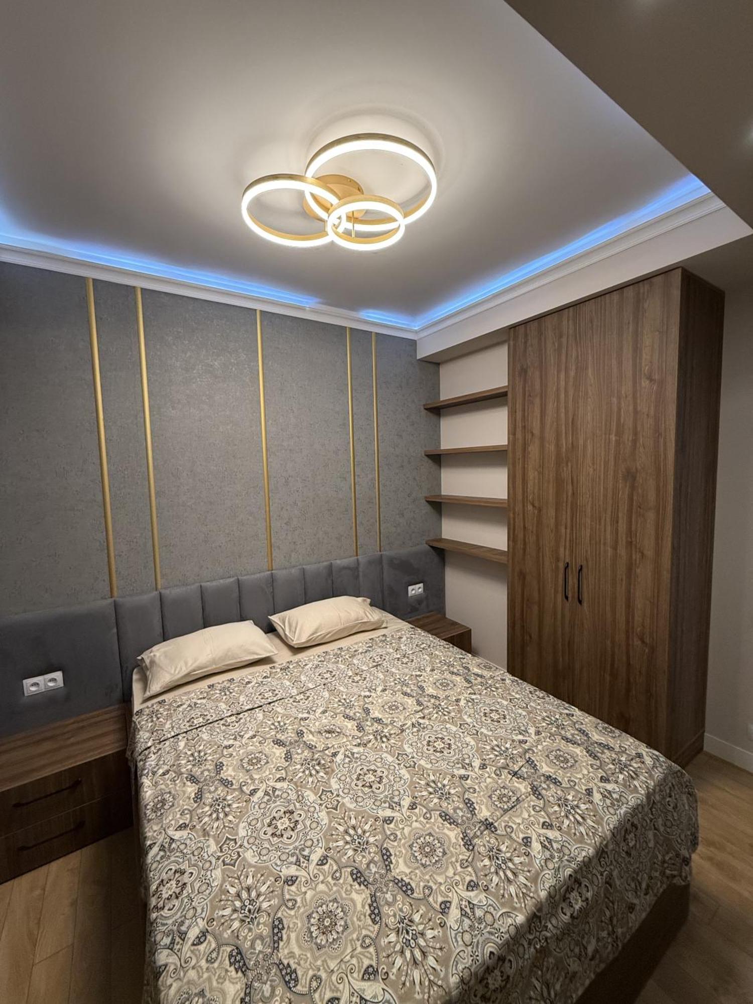 Tbilisi Hilton Apartment Экстерьер фото