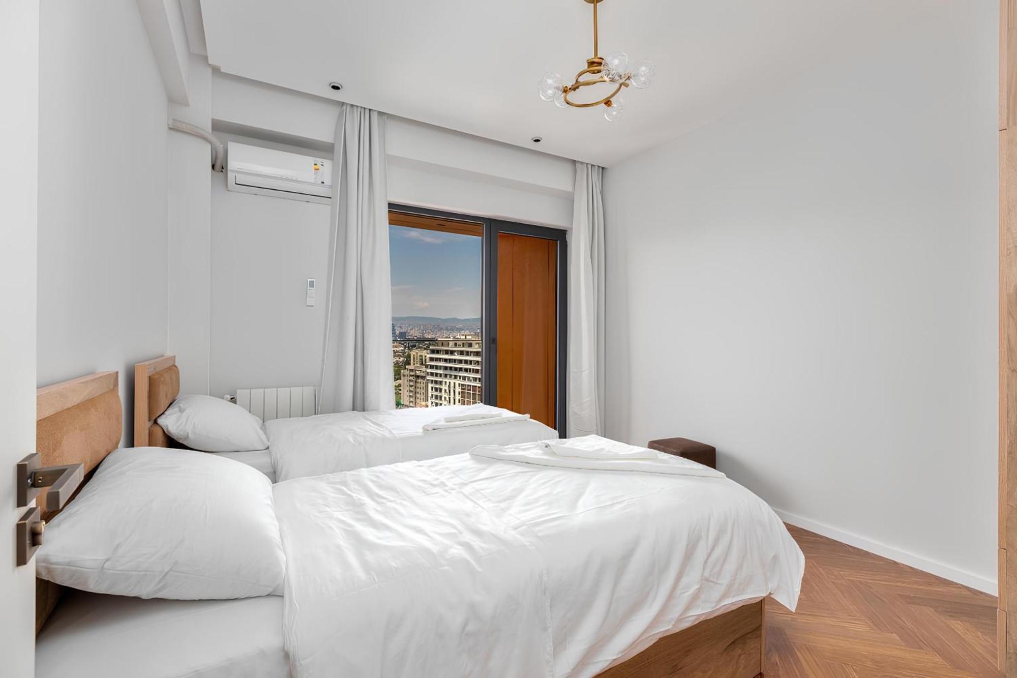 Tbilisi Hilton Apartment Экстерьер фото